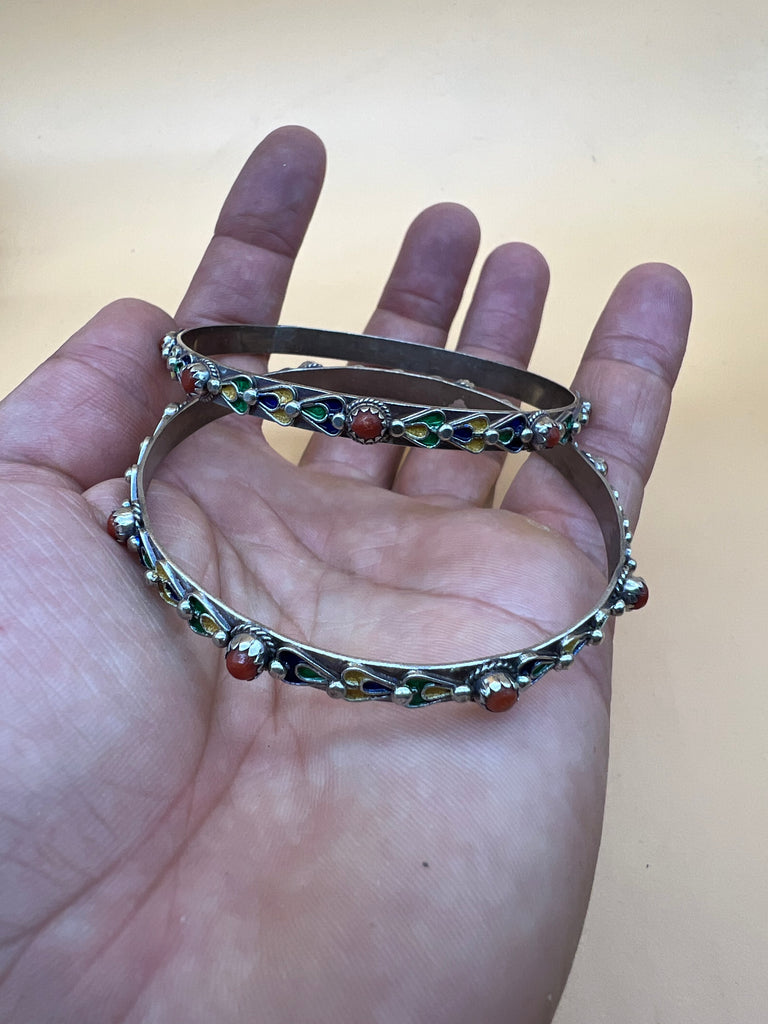 Kabyle bracelet (1) - Cloisonne enamel, Coral, High-grade silver - Algeria  - Mid 20th century - Catawiki
